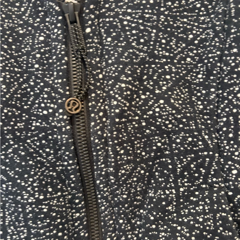 Lululemon Athletica Black and White Patterned Top